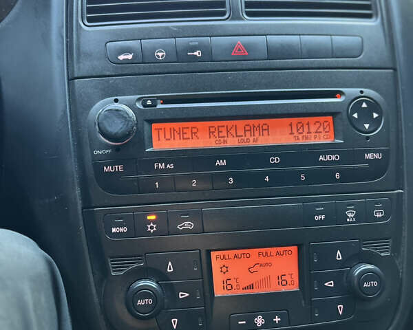 Фиат Пунто 2007 в Хмельницком на Automoto.ua Черный Фиат Пунто, объемом двигателя 1.4 л и пробегом 251 тыс. км за 3300 $, фото 15 на Automoto.ua