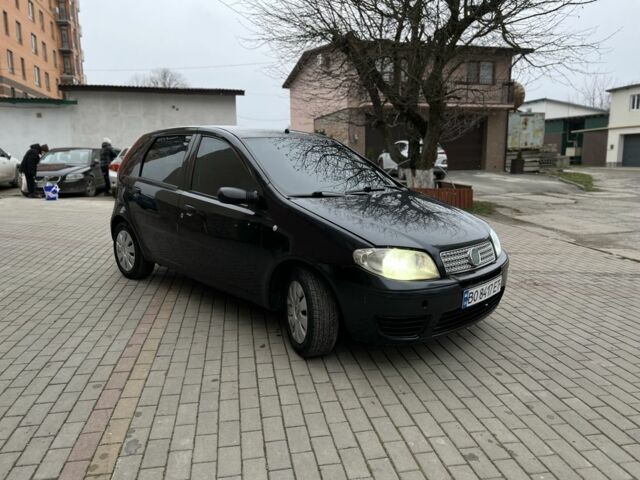 Чорний Фіат Пунто, об'ємом двигуна 1.2 л та пробігом 182 тис. км за 2299 $, фото 3 на Automoto.ua