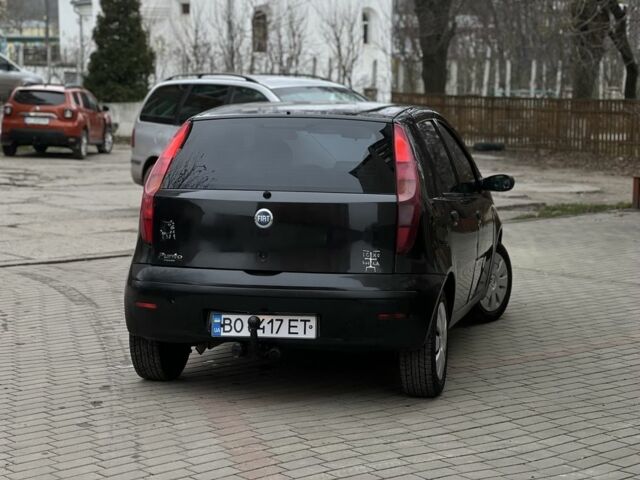 Чорний Фіат Пунто, об'ємом двигуна 1.2 л та пробігом 182 тис. км за 2299 $, фото 2 на Automoto.ua
