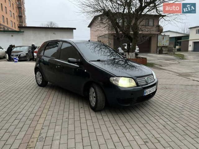 Черный Фиат Пунто, объемом двигателя 1.2 л и пробегом 182 тыс. км за 2299 $, фото 5 на Automoto.ua