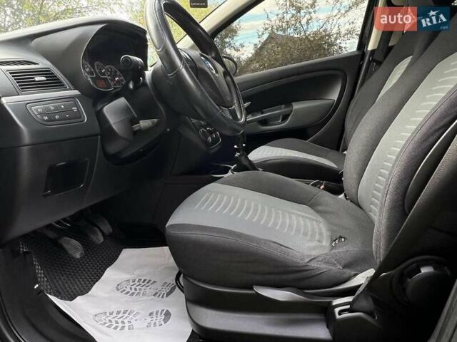 Фиат Пунто 2007 в Коломые на Automoto.ua Черный Фиат Пунто, объемом двигателя 1.37 л и пробегом 247 тыс. км за 3999 $, фото 3 на Automoto.ua