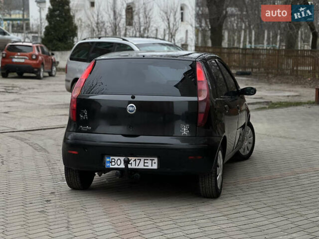 Черный Фиат Пунто, объемом двигателя 1.2 л и пробегом 182 тыс. км за 2299 $, фото 3 на Automoto.ua