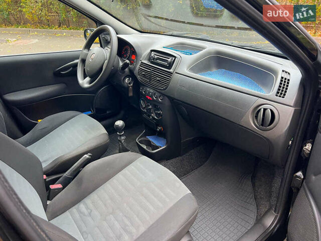 Чорний Фіат Пунто, об'ємом двигуна 1.2 л та пробігом 150 тис. км за 3990 $, фото 15 на Automoto.ua