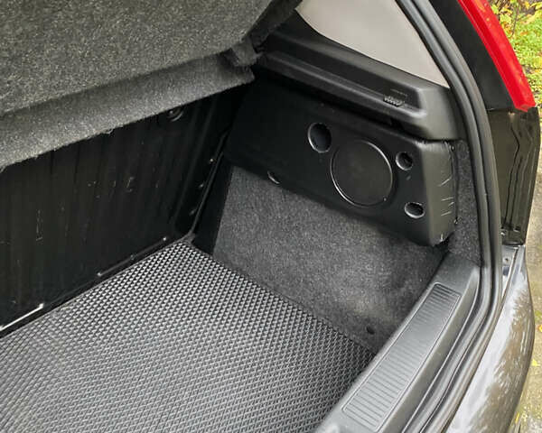 Черный Фиат Пунто, объемом двигателя 1.37 л и пробегом 270 тыс. км за 3700 $, фото 18 на Automoto.ua