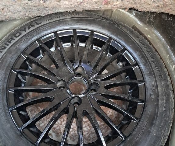 Черный Фиат Пунто, объемом двигателя 1.4 л и пробегом 156 тыс. км за 4200 $, фото 7 на Automoto.ua