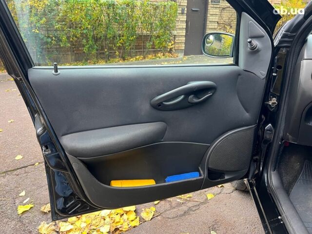 Черный Фиат Пунто, объемом двигателя 1.2 л и пробегом 150 тыс. км за 3990 $, фото 8 на Automoto.ua