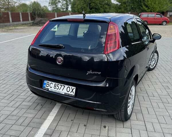 Фиат Пунто 2009 в Самборе на Automoto.ua Черный Фиат Пунто, объемом двигателя 1.25 л и пробегом 166 тыс. км за 4599 $, фото 7 на Automoto.ua