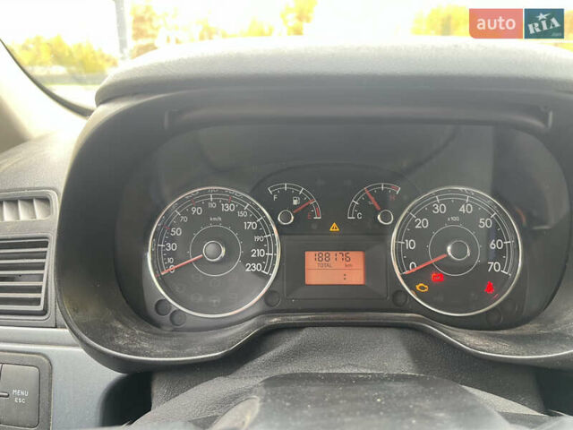 Черный Фиат Пунто, объемом двигателя 1.37 л и пробегом 190 тыс. км за 3300 $, фото 7 на Automoto.ua