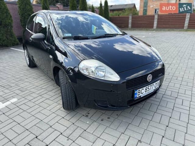 Фиат Пунто 2009 в Самборе на Automoto.ua Черный Фиат Пунто, объемом двигателя 1.25 л и пробегом 166 тыс. км за 4599 $, фото 3 на Automoto.ua