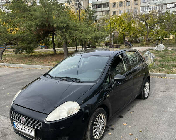 Фиат Пунто 2009 в Днепре (Днепропетровске) на Automoto.ua Черный Фиат Пунто, объемом двигателя 1.37 л и пробегом 190 тыс. км за 3700 $, фото 1 на Automoto.ua