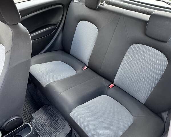 Фиат Пунто 2009 в Самборе на Automoto.ua Черный Фиат Пунто, объемом двигателя 1.25 л и пробегом 166 тыс. км за 4599 $, фото 12 на Automoto.ua