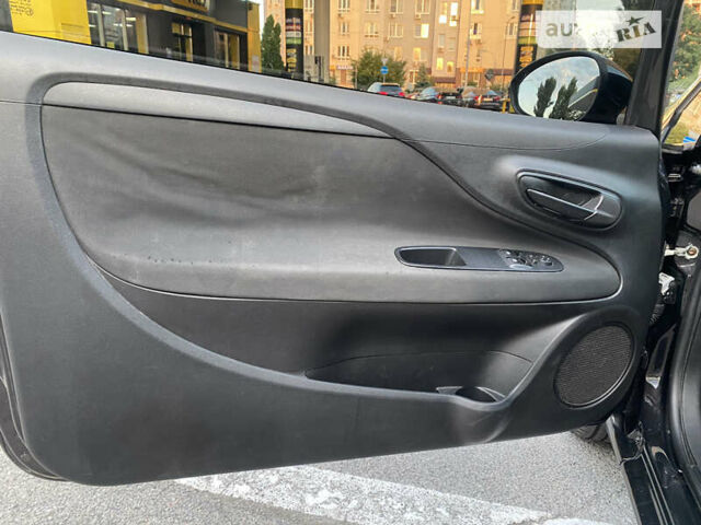 Черный Фиат Пунто, объемом двигателя 1.3 л и пробегом 220 тыс. км за 4800 $, фото 17 на Automoto.ua