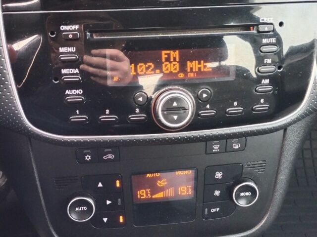 Черный Фиат Пунто, объемом двигателя 1.2 л и пробегом 271 тыс. км за 4300 $, фото 13 на Automoto.ua