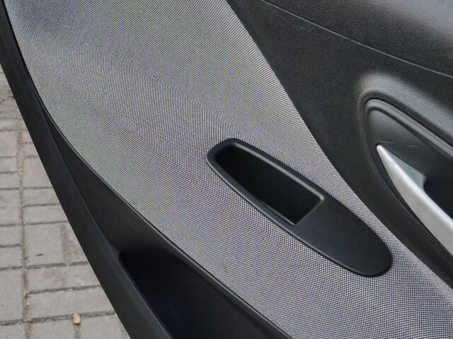 Черный Фиат Пунто, объемом двигателя 1.2 л и пробегом 271 тыс. км за 4300 $, фото 12 на Automoto.ua