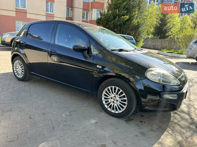 Черный Фиат Пунто, объемом двигателя 1.25 л и пробегом 338 тыс. км за 3700 $, фото 5 на Automoto.ua