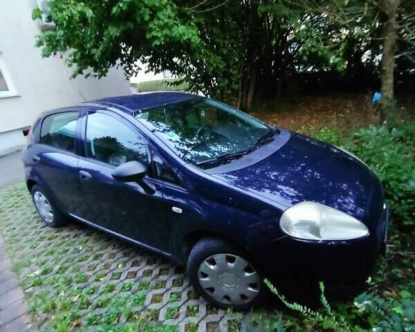 Чорний Фіат Пунто, об'ємом двигуна 1.3 л та пробігом 266 тис. км за 4500 $, фото 3 на Automoto.ua