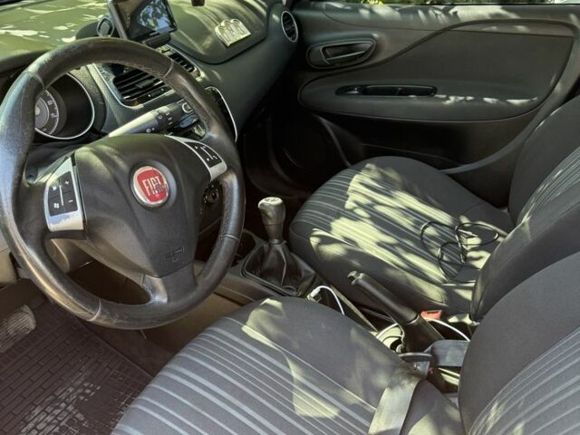 Черный Фиат Пунто, объемом двигателя 1.4 л и пробегом 177 тыс. км за 5400 $, фото 7 на Automoto.ua