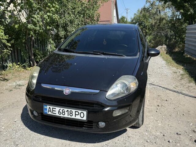 Черный Фиат Пунто, объемом двигателя 1.4 л и пробегом 177 тыс. км за 5400 $, фото 1 на Automoto.ua