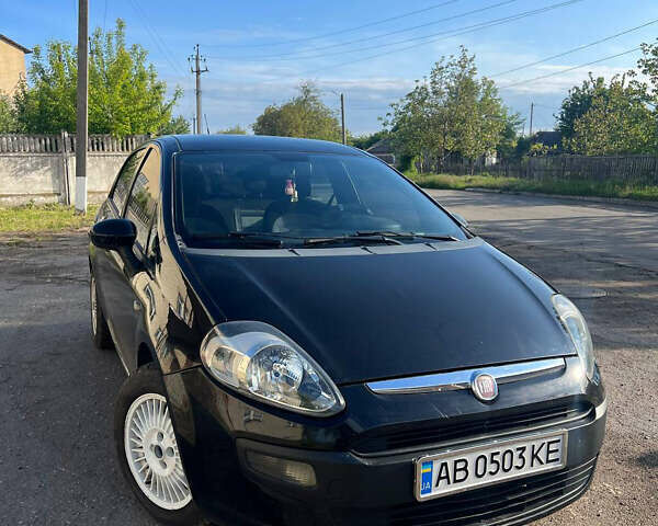 Чорний Фіат Пунто, об'ємом двигуна 1.3 л та пробігом 240 тис. км за 5800 $, фото 12 на Automoto.ua