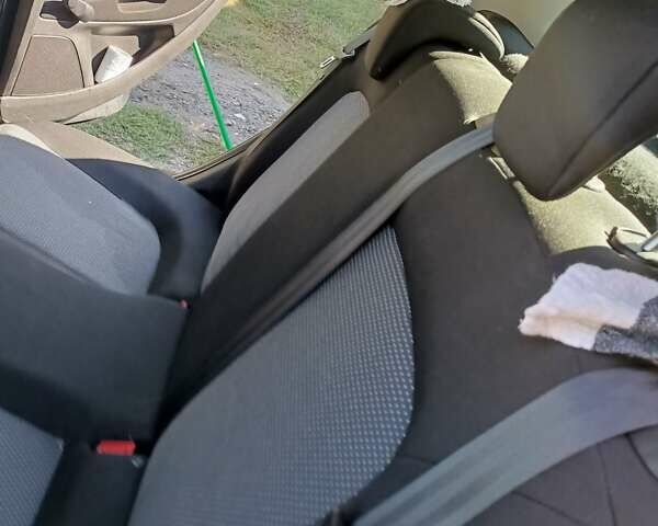 Чорний Фіат Пунто, об'ємом двигуна 1.3 л та пробігом 266 тис. км за 4500 $, фото 8 на Automoto.ua