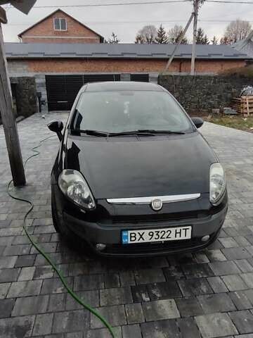 Черный Фиат Пунто, объемом двигателя 1.3 л и пробегом 305 тыс. км за 4999 $, фото 7 на Automoto.ua