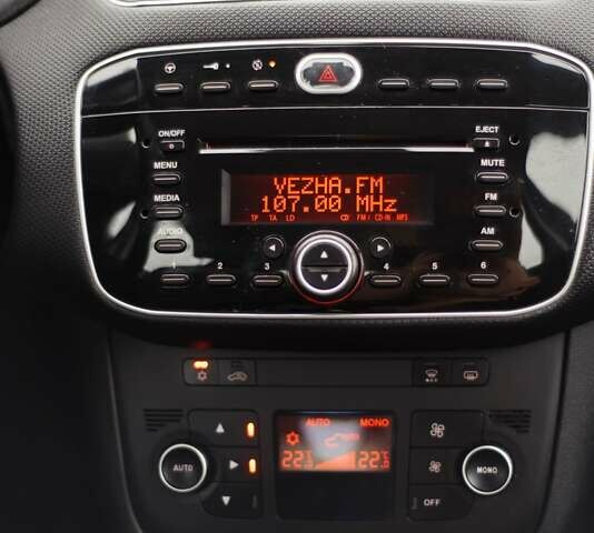 Черный Фиат Пунто, объемом двигателя 1.25 л и пробегом 230 тыс. км за 6000 $, фото 8 на Automoto.ua