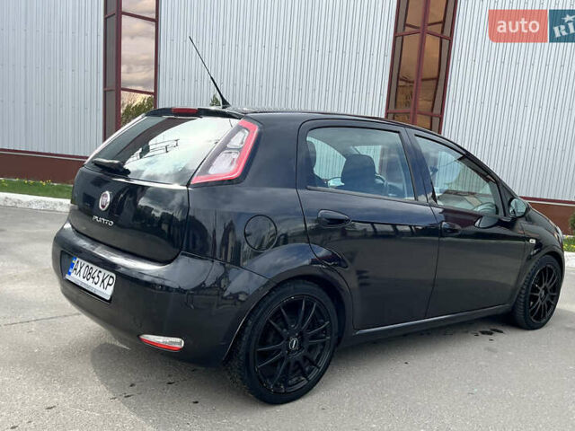 Черный Фиат Пунто, объемом двигателя 1.37 л и пробегом 142 тыс. км за 6500 $, фото 13 на Automoto.ua