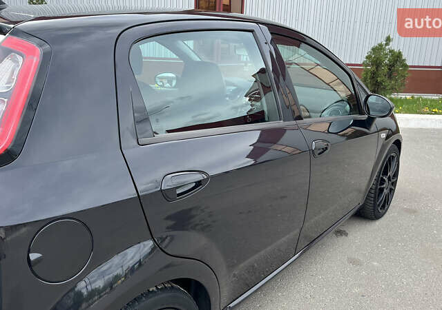 Черный Фиат Пунто, объемом двигателя 1.37 л и пробегом 142 тыс. км за 6500 $, фото 12 на Automoto.ua