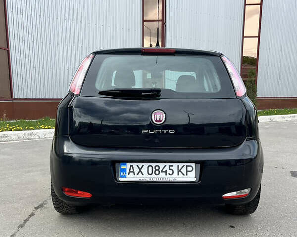 Черный Фиат Пунто, объемом двигателя 1.37 л и пробегом 142 тыс. км за 6500 $, фото 3 на Automoto.ua