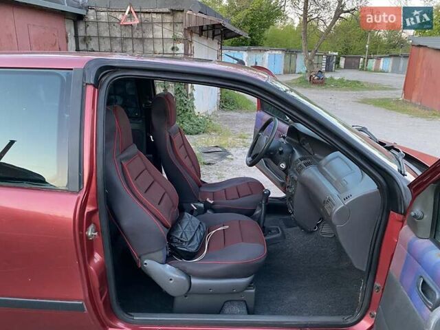 Красный Фиат Пунто, объемом двигателя 1.24 л и пробегом 257 тыс. км за 1500 $, фото 6 на Automoto.ua