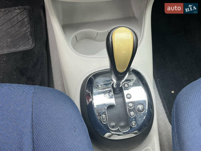 Красный Фиат Пунто, объемом двигателя 1.24 л и пробегом 234 тыс. км за 3890 $, фото 18 на Automoto.ua