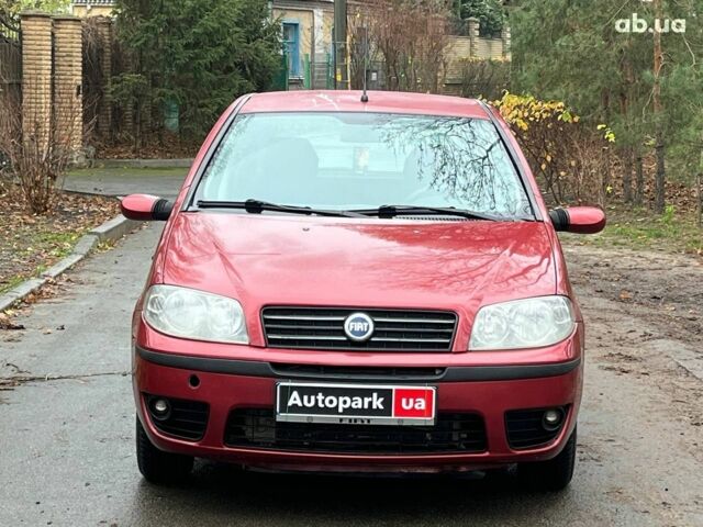 Красный Фиат Пунто, объемом двигателя 1.3 л и пробегом 234 тыс. км за 3990 $, фото 1 на Automoto.ua