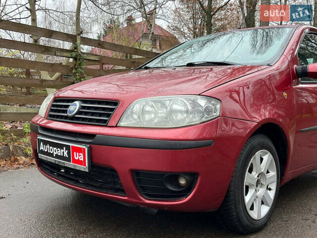 Красный Фиат Пунто, объемом двигателя 1.3 л и пробегом 234 тыс. км за 3990 $, фото 1 на Automoto.ua