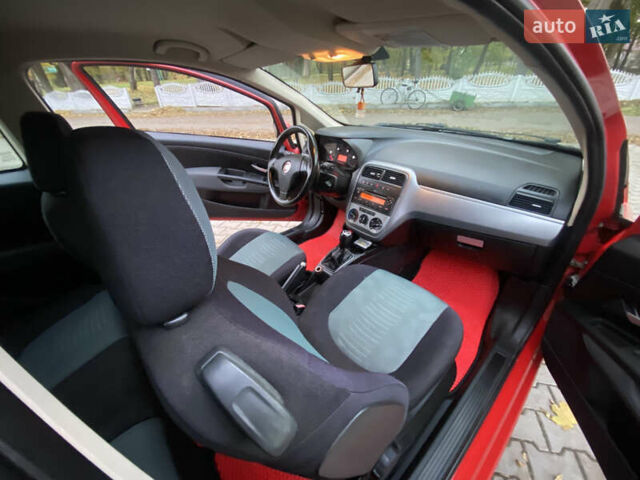 Фиат Пунто 2007 в Ровно на Automoto.ua Красный Фиат Пунто, объемом двигателя 1.37 л и пробегом 120 тыс. км за 4300 $, фото 12 на Automoto.ua