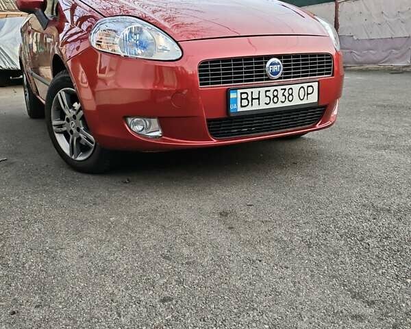 Красный Фиат Пунто, объемом двигателя 1.37 л и пробегом 110 тыс. км за 5300 $, фото 9 на Automoto.ua