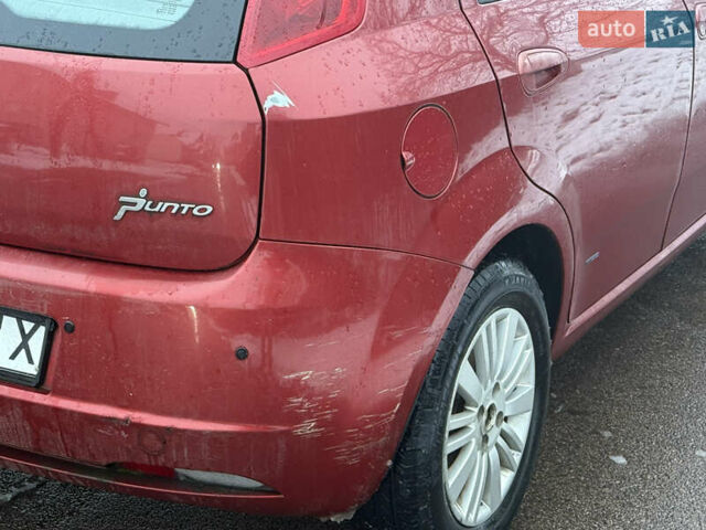 Красный Фиат Пунто, объемом двигателя 1.37 л и пробегом 115 тыс. км за 3000 $, фото 9 на Automoto.ua