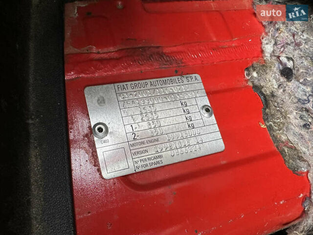 Червоний Фіат Пунто, об'ємом двигуна 1.4 л та пробігом 228 тис. км за 4000 $, фото 20 на Automoto.ua