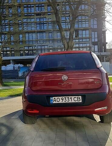 Красный Фиат Пунто, объемом двигателя 1.2 л и пробегом 313 тыс. км за 4000 $, фото 11 на Automoto.ua