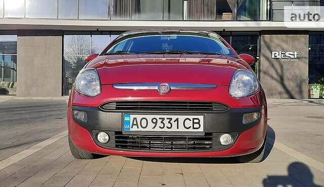 Красный Фиат Пунто, объемом двигателя 1.2 л и пробегом 313 тыс. км за 4000 $, фото 15 на Automoto.ua