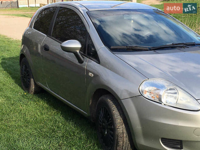 Фиат Пунто, объемом двигателя 1.37 л и пробегом 240 тыс. км за 4000 $, фото 17 на Automoto.ua