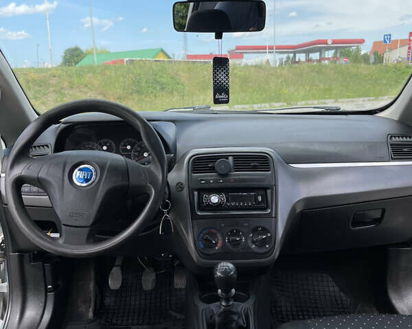 Фіат Пунто, об'ємом двигуна 1.24 л та пробігом 264 тис. км за 3989 $, фото 17 на Automoto.ua