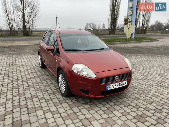 Фиат Пунто, объемом двигателя 1.3 л и пробегом 243 тыс. км за 4000 $, фото 4 на Automoto.ua