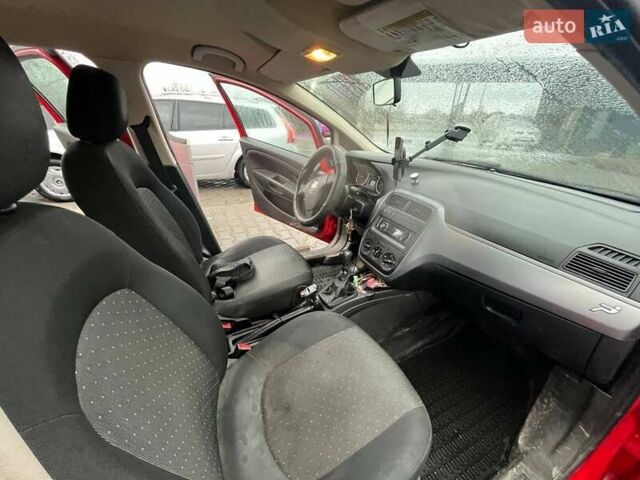 Фиат Пунто, объемом двигателя 1.2 л и пробегом 174 тыс. км за 3700 $, фото 2 на Automoto.ua