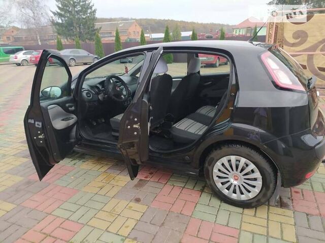 Фиат Пунто, объемом двигателя 1.25 л и пробегом 170 тыс. км за 4500 $, фото 4 на Automoto.ua