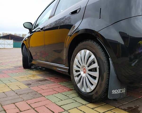 Фиат Пунто, объемом двигателя 1.25 л и пробегом 170 тыс. км за 4500 $, фото 2 на Automoto.ua