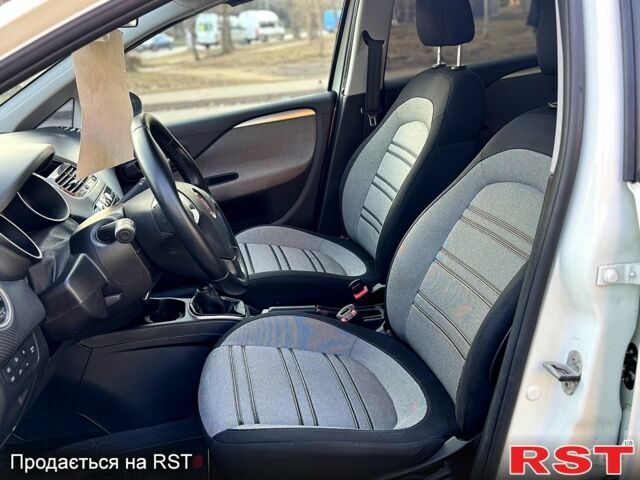 Фиат Пунто, объемом двигателя 13 л и пробегом 239 тыс. км за 5500 $, фото 8 на Automoto.ua
