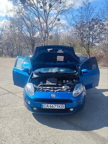 Фиат Пунто, объемом двигателя 1.37 л и пробегом 161 тыс. км за 5999 $, фото 16 на Automoto.ua