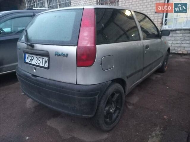 Сірий Фіат Пунто, об'ємом двигуна 0 л та пробігом 204 тис. км за 800 $, фото 1 на Automoto.ua