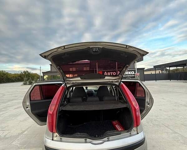 Фиат Пунто 2003 в Ужгороде на Automoto.ua Серый Фиат Пунто, объемом двигателя 1.2 л и пробегом 143 тыс. км за 2200 $, фото 12 на Automoto.ua