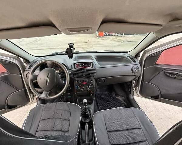 Фиат Пунто 2003 в Ужгороде на Automoto.ua Серый Фиат Пунто, объемом двигателя 1.2 л и пробегом 143 тыс. км за 2200 $, фото 7 на Automoto.ua